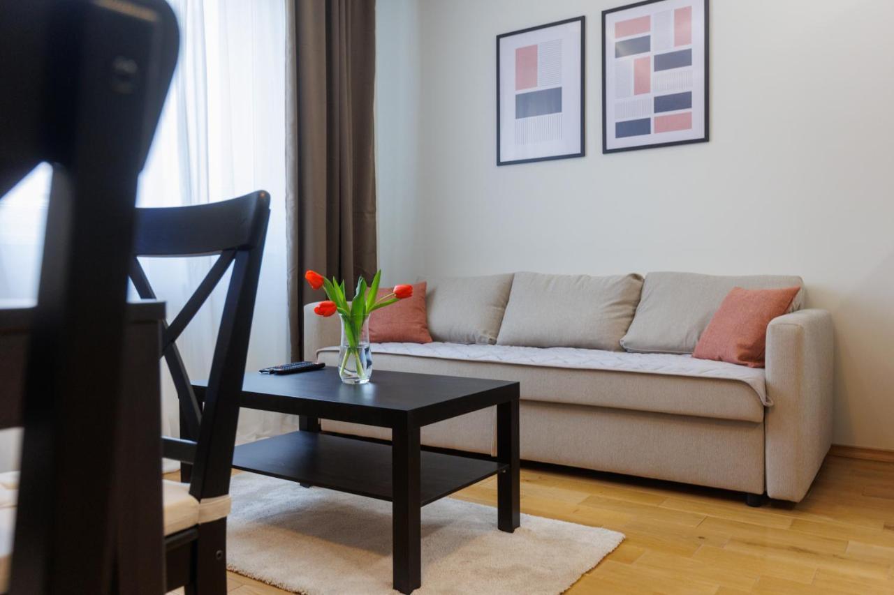Black & White Apartment Subotica Exterior photo
